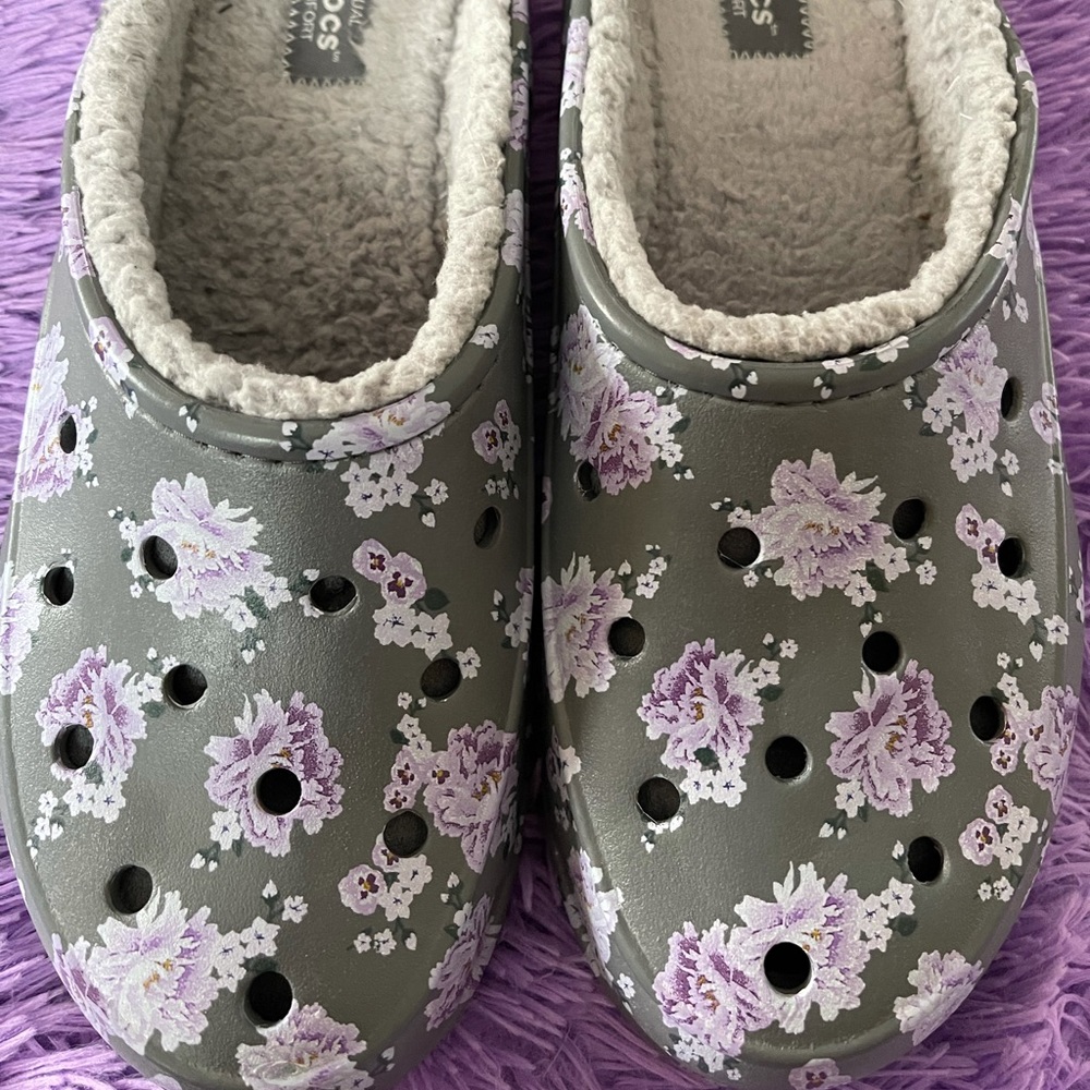 CROCS comfort slides